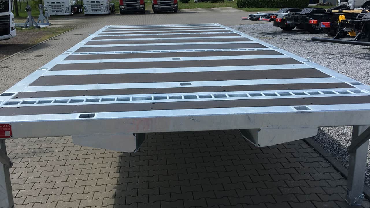 BDF floor frame with flexible loading security