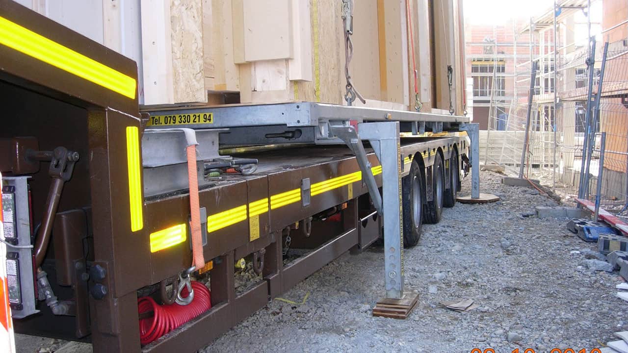 Unloading at the construction site: Flexible and efficient site logistics thanks to changing system